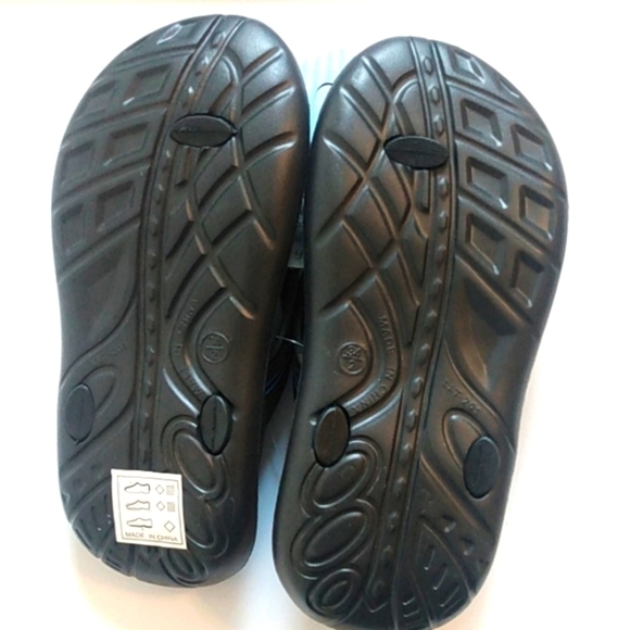 AIR BALANCE YOUTH SIZE 2 BLACK BLUE BEACH WALKER SANDALS FLIP-FLOPS SIZE 2 NWT - Picture 4 of 7